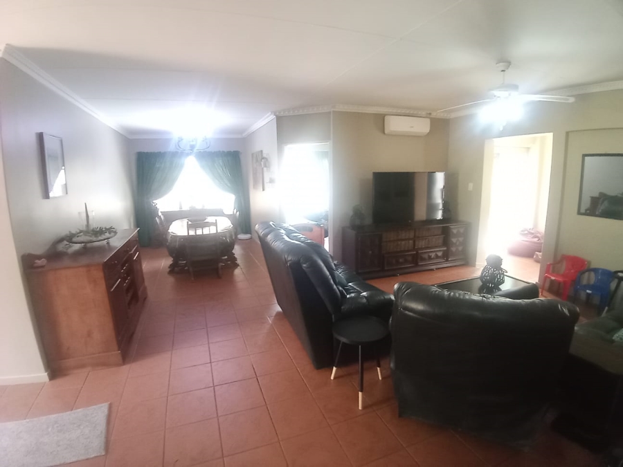 4 Bedroom Property for Sale in Cashan North West